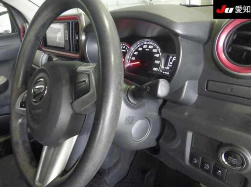  32129  DAIHATSU Boon  2017  