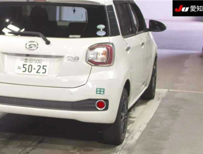  32129  DAIHATSU Boon  2017  