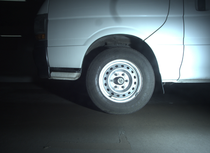  32141  TOYOTA HIACE COMUTER  2004  