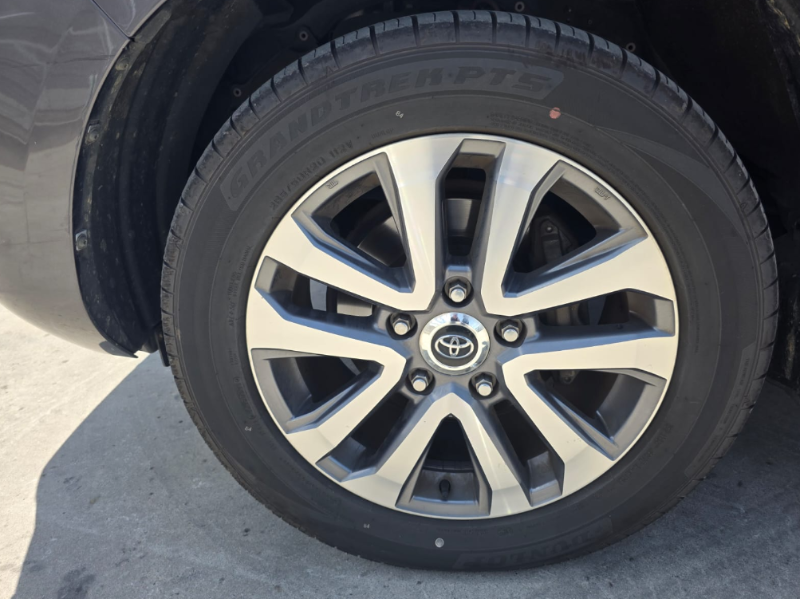  32151  TOYOTA LANDCRUISER  2016  