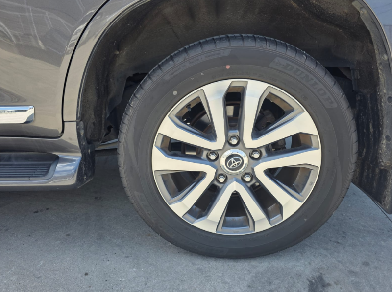  32151  TOYOTA LANDCRUISER  2016  