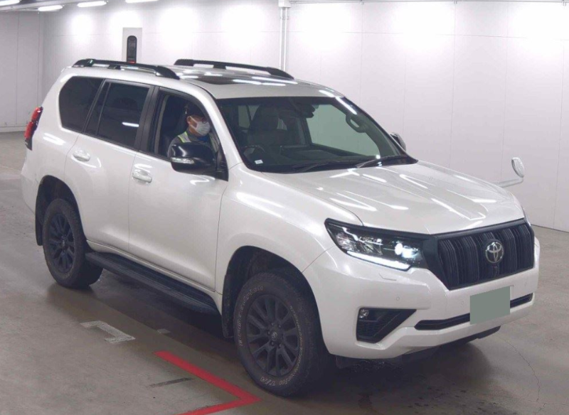  32177  TOYOTA LANDCRUISER PRADO  2023 
